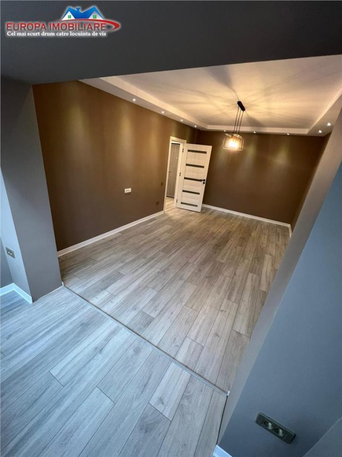 Apartament 2 camere de vanzare strada Babadag Tulcea - foto 12