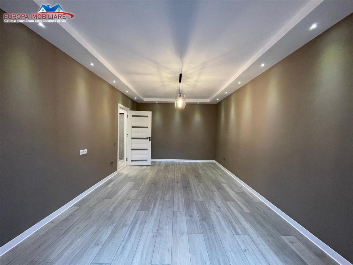 Apartament 2 camere de vanzare strada Babadag Tulcea - foto 4