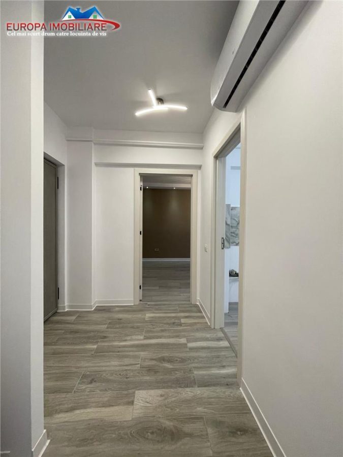 Apartament 2 camere de vanzare strada Babadag Tulcea - foto 5