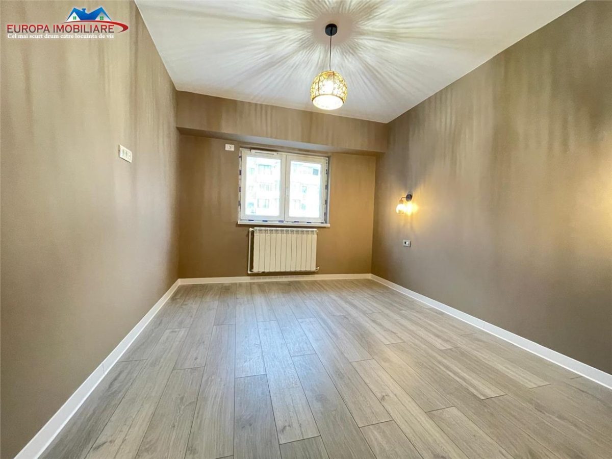 Apartament 2 camere de vanzare strada Babadag Tulcea - foto 6