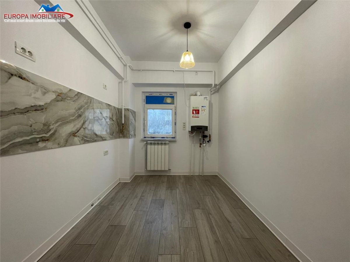 Apartament 2 camere de vanzare strada Babadag Tulcea - foto 7