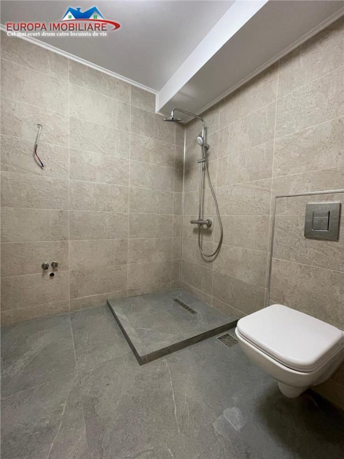 Apartament 2 camere de vanzare strada Babadag Tulcea - foto 9