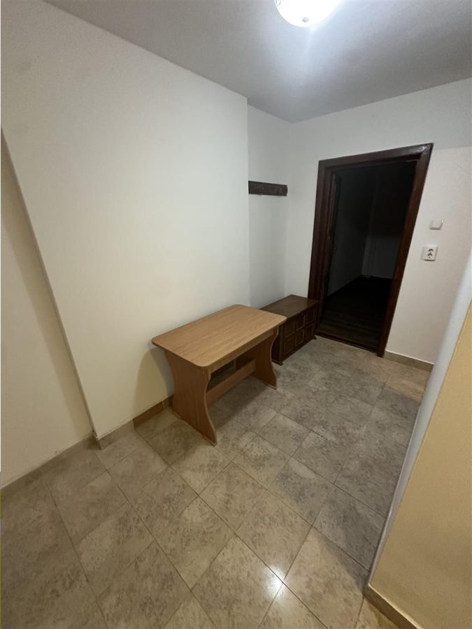 Apartament cu centrala si balcon langa Piata Verde - foto 7