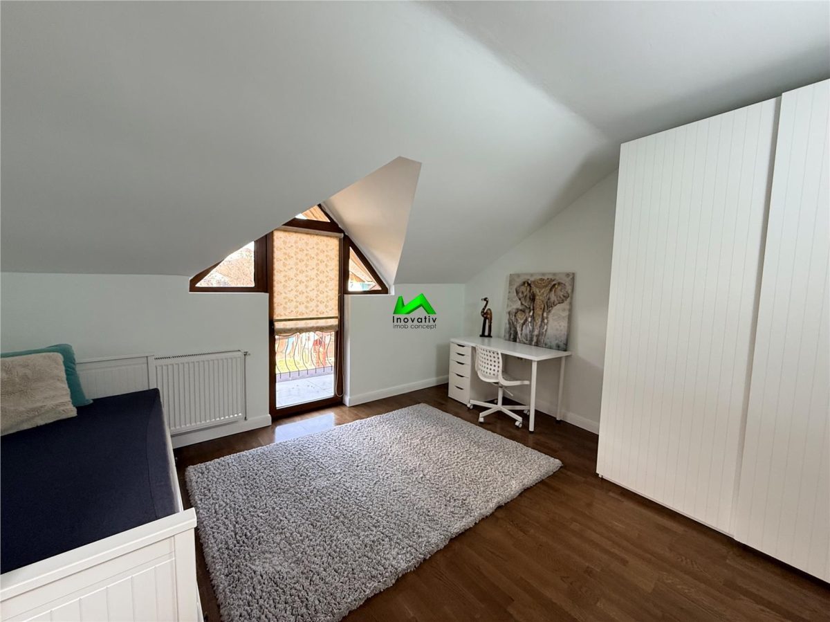 Casa individuala de inchiriat 3 camere Sibiu Central Rennes - foto 13