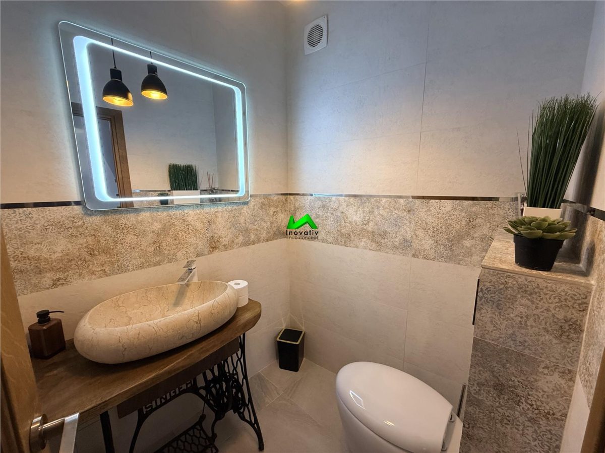 Casa individuala de inchiriat 3 camere Sibiu Central Rennes - foto 16