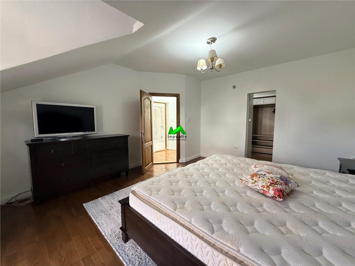 Casa individuala de inchiriat 3 camere Sibiu Central Rennes - foto 10