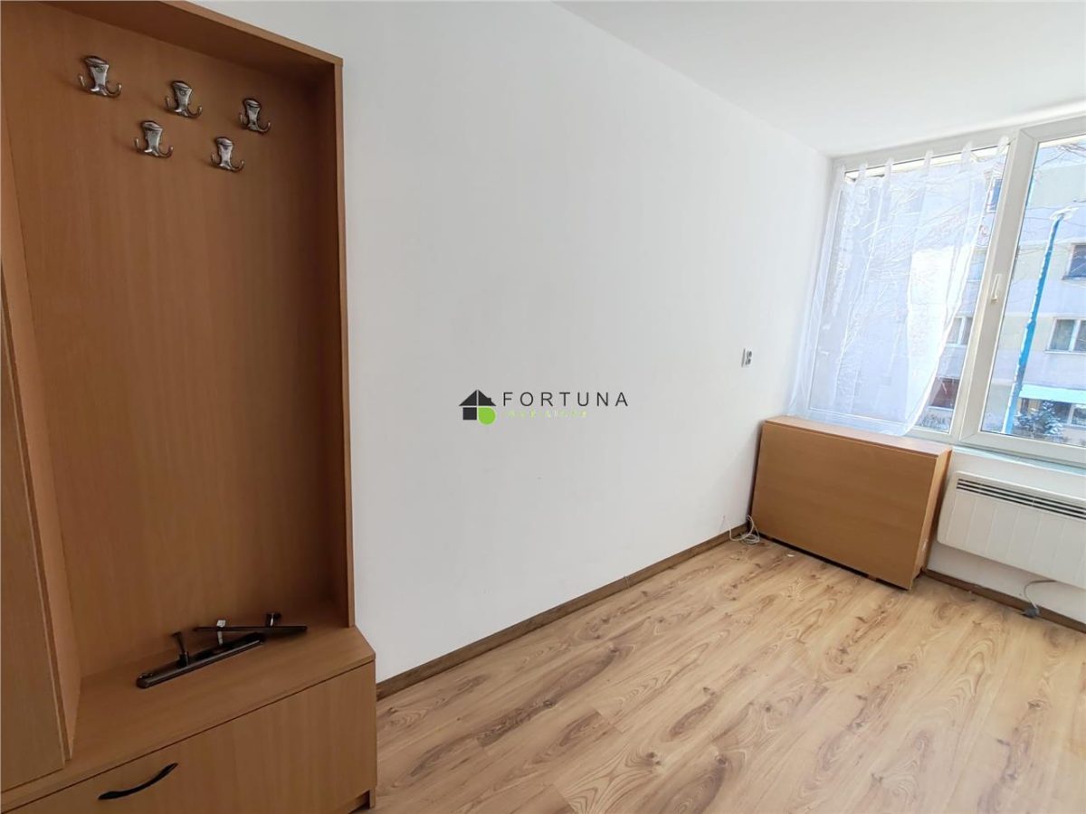 Camera cu baie Tractorul - foto 3