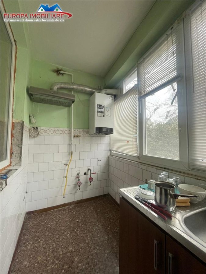 Apartament cu 2 camere de vanzare zona ultracentrala- Tulcea - foto 2