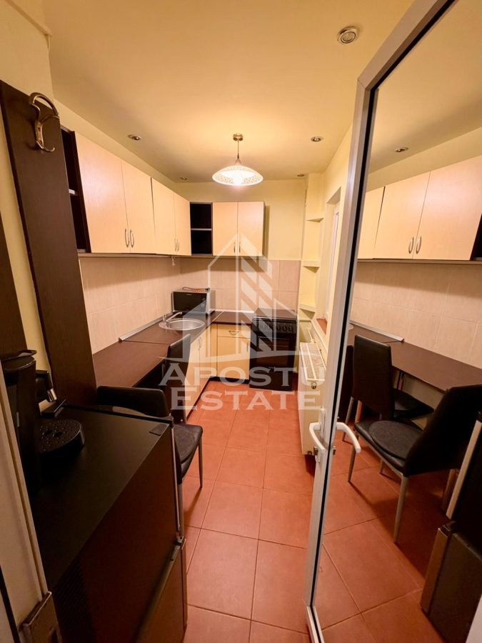 Apartament o camera, AC, decomandat, Timisoara, Aradului - foto 7
