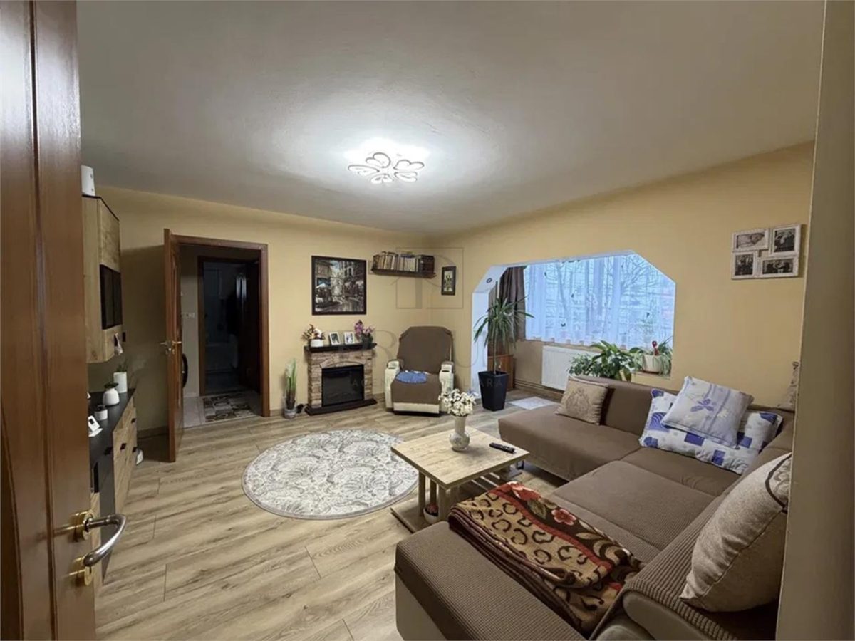 BUZIASULUI | 3 CAM | ET.1 | 2 BAI | 2 BALCOANE | ANVELOPAT | CENTRALA | BOXA | RENOVAT || - 