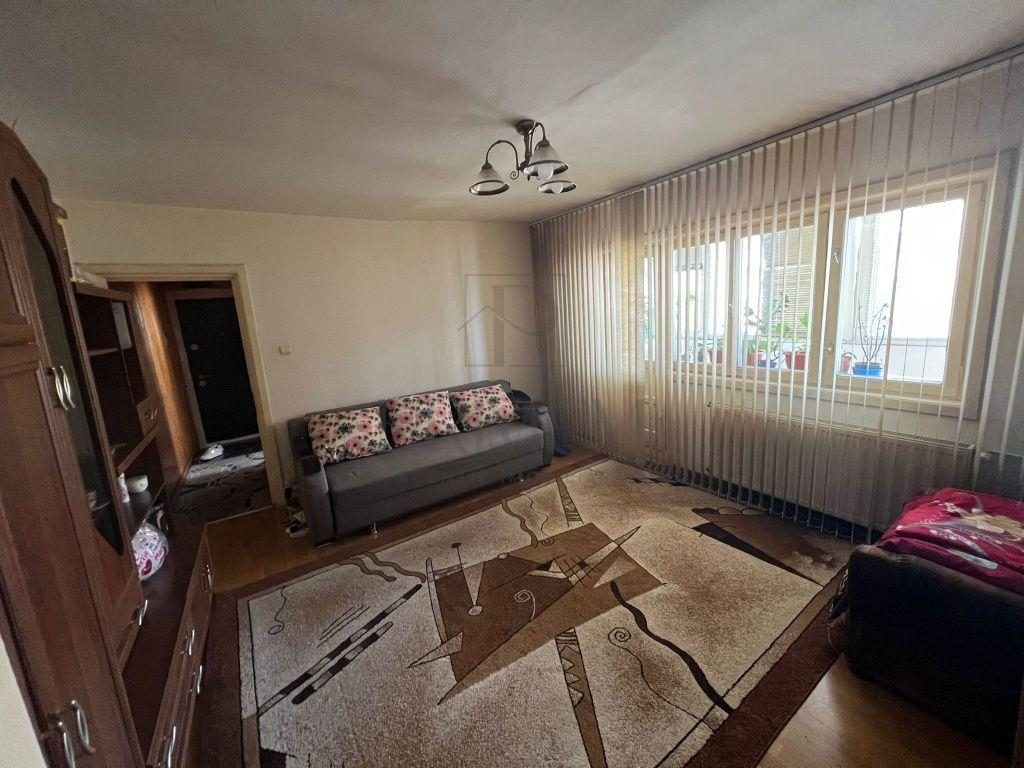 Dambovita - 2 Camere - Centrala termica proprie - Etaj intermediar - Bloc izolat - 