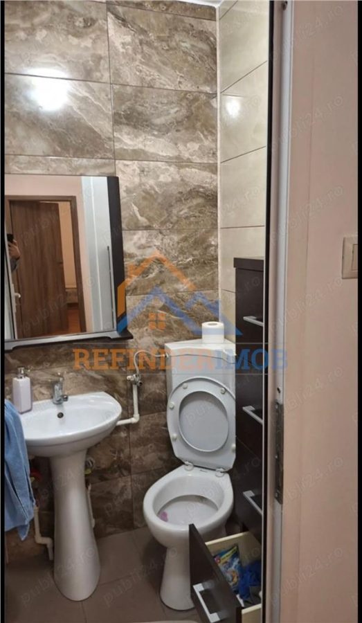 Vanzare apartament 3 camere, zona Titan - foto 4