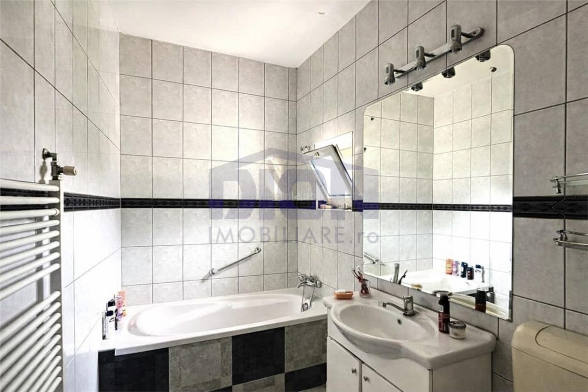 Vila spatioasade  Vatra Luminoasa - foto 10