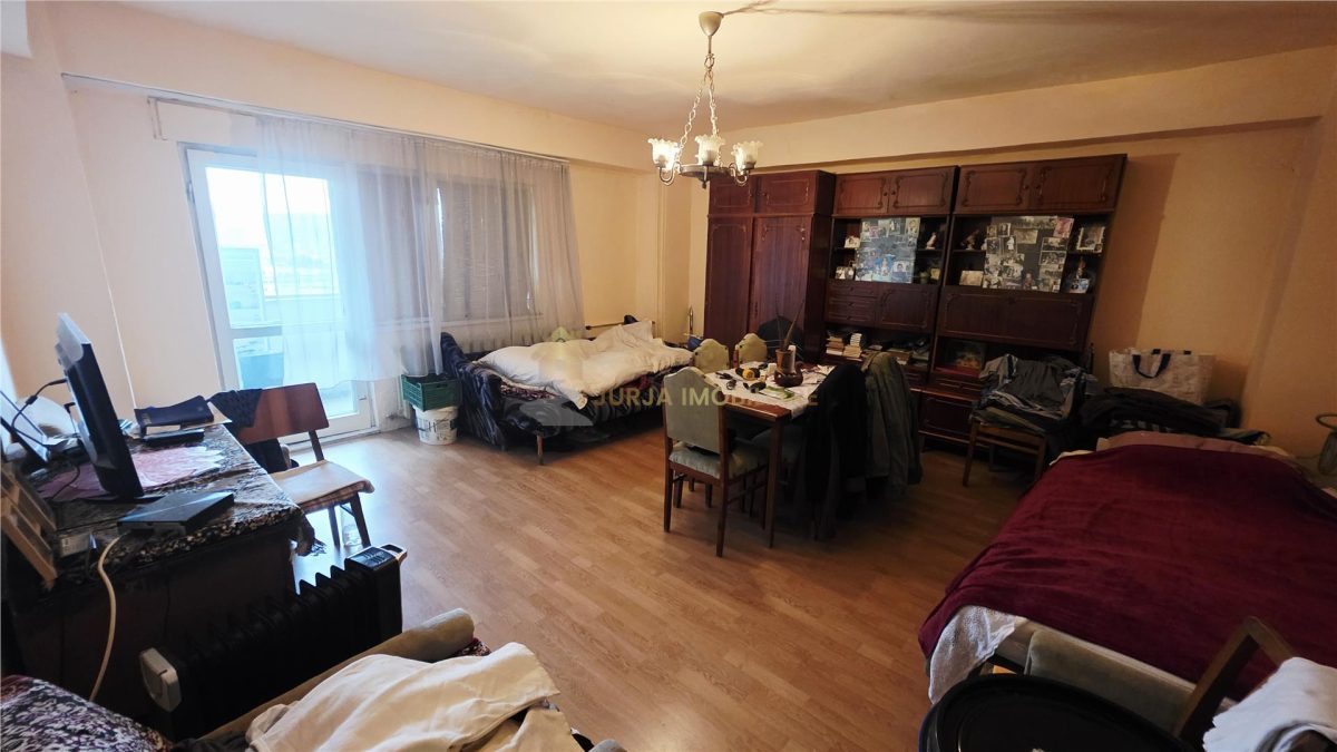 APARTAMENT 4 CAMERE 103 MP  GHEORGHENI NICOLAE TITULESCU - 