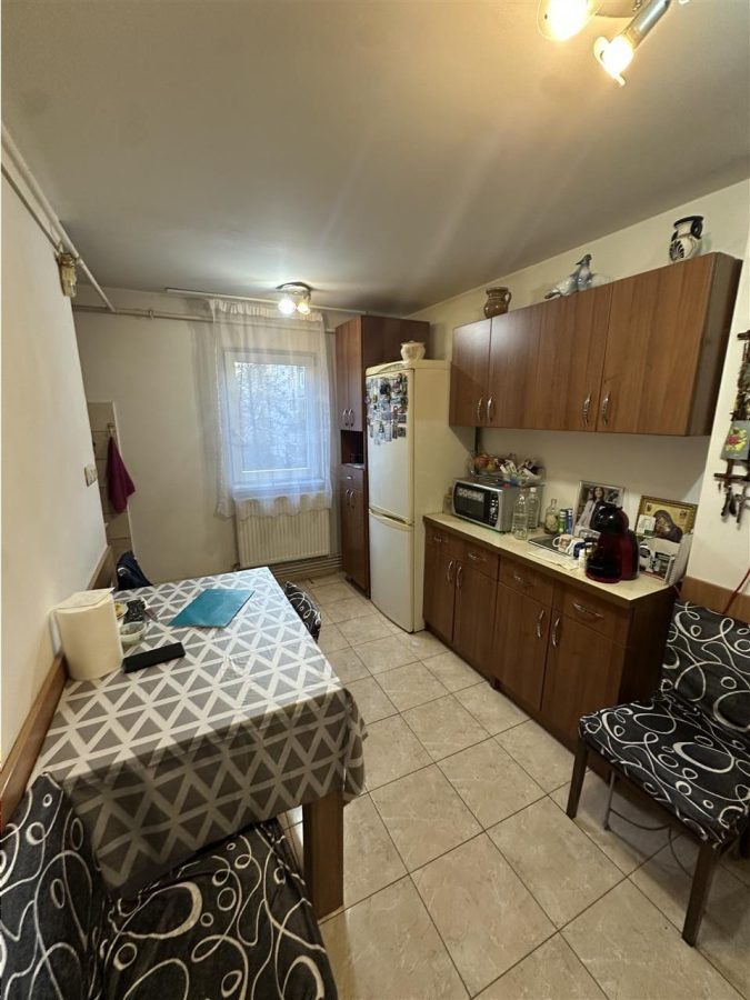 Etaj 2 cu 2 bai, mobilat si utilat - foto 9