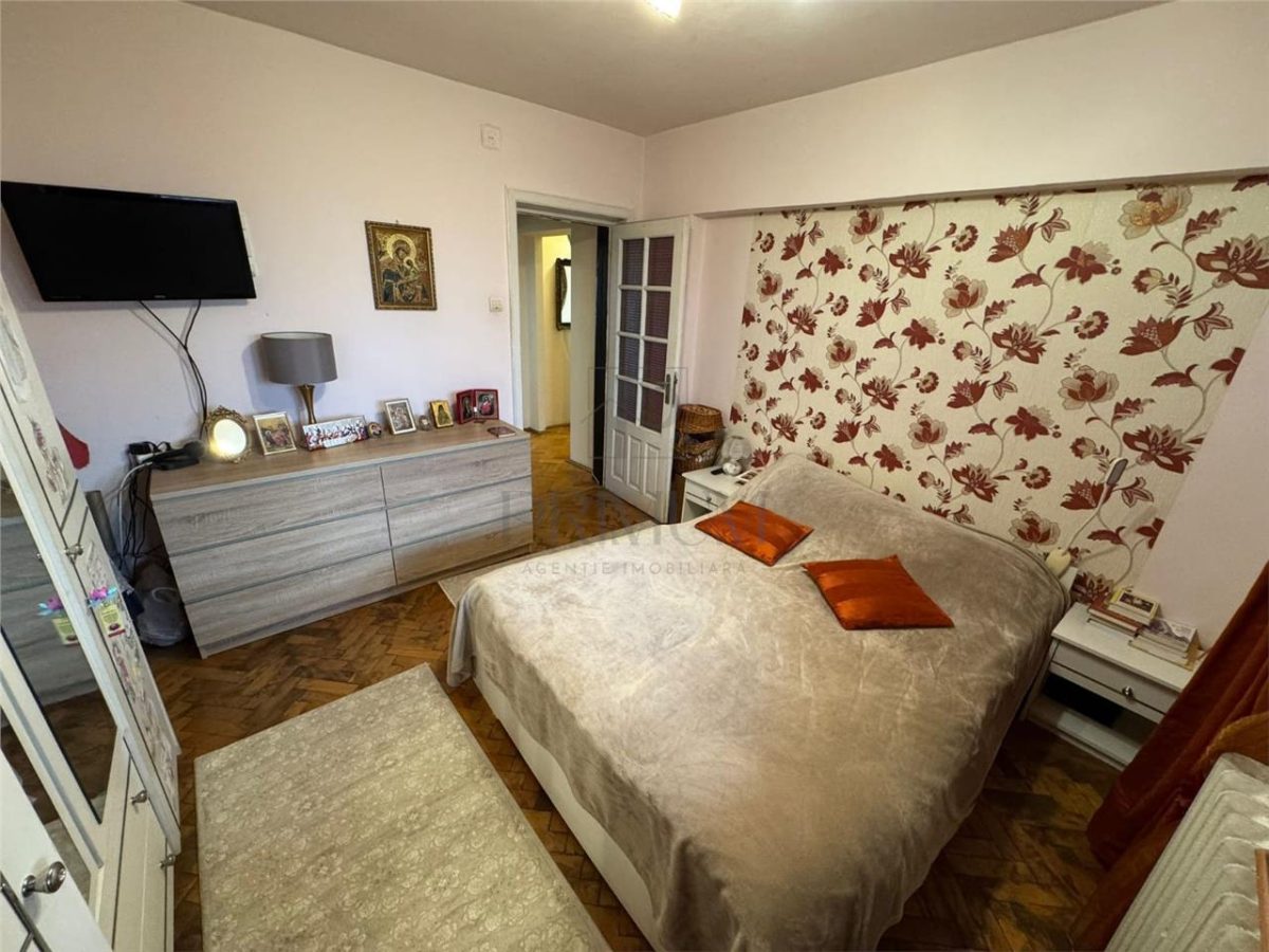 SIMION BARNUTIU | 3 CAM | DECOMANDAT | 2 BAI | SPATIOS| - foto 4