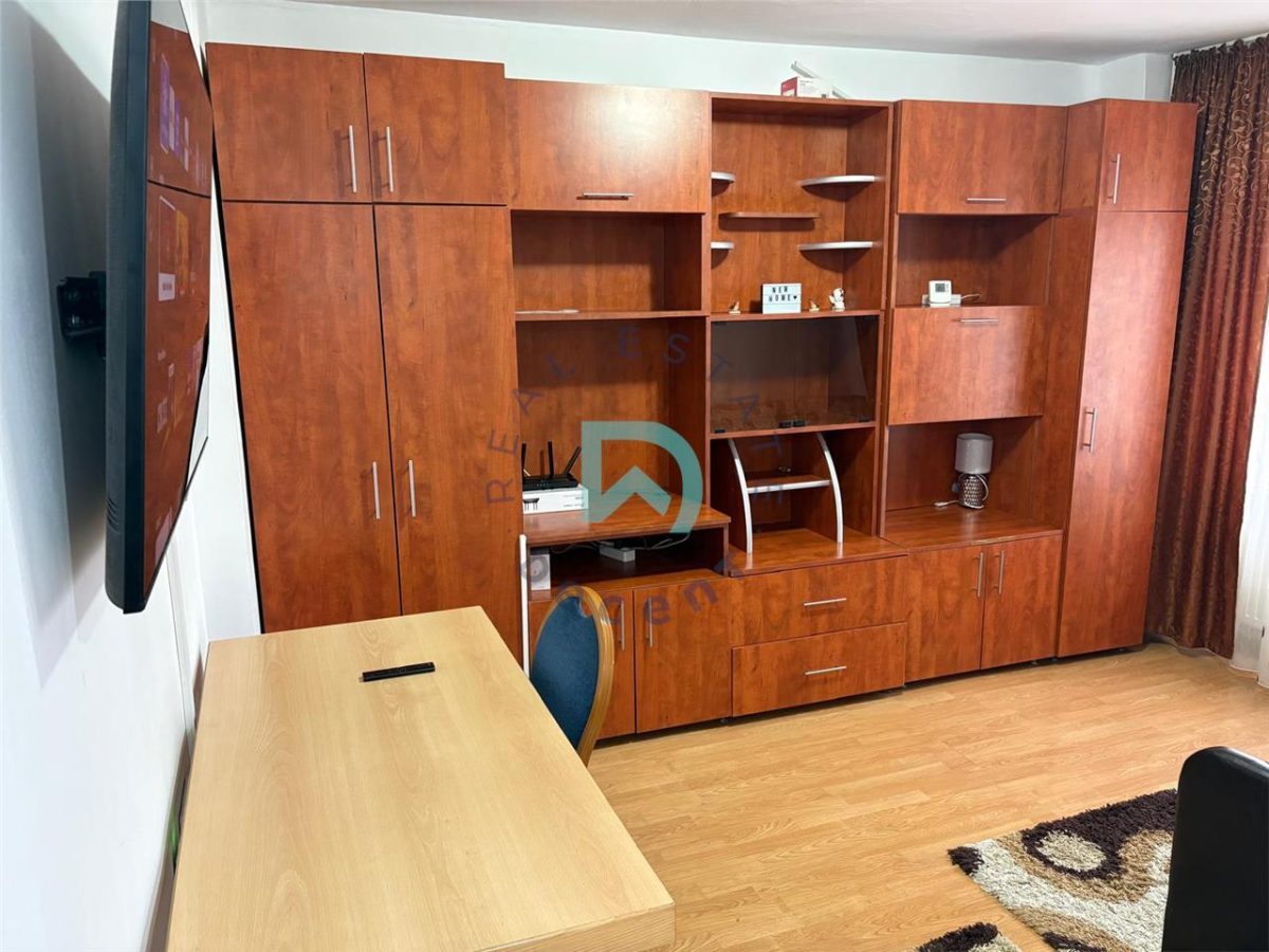 Garsoniera Grivitei, Brasov - foto 2