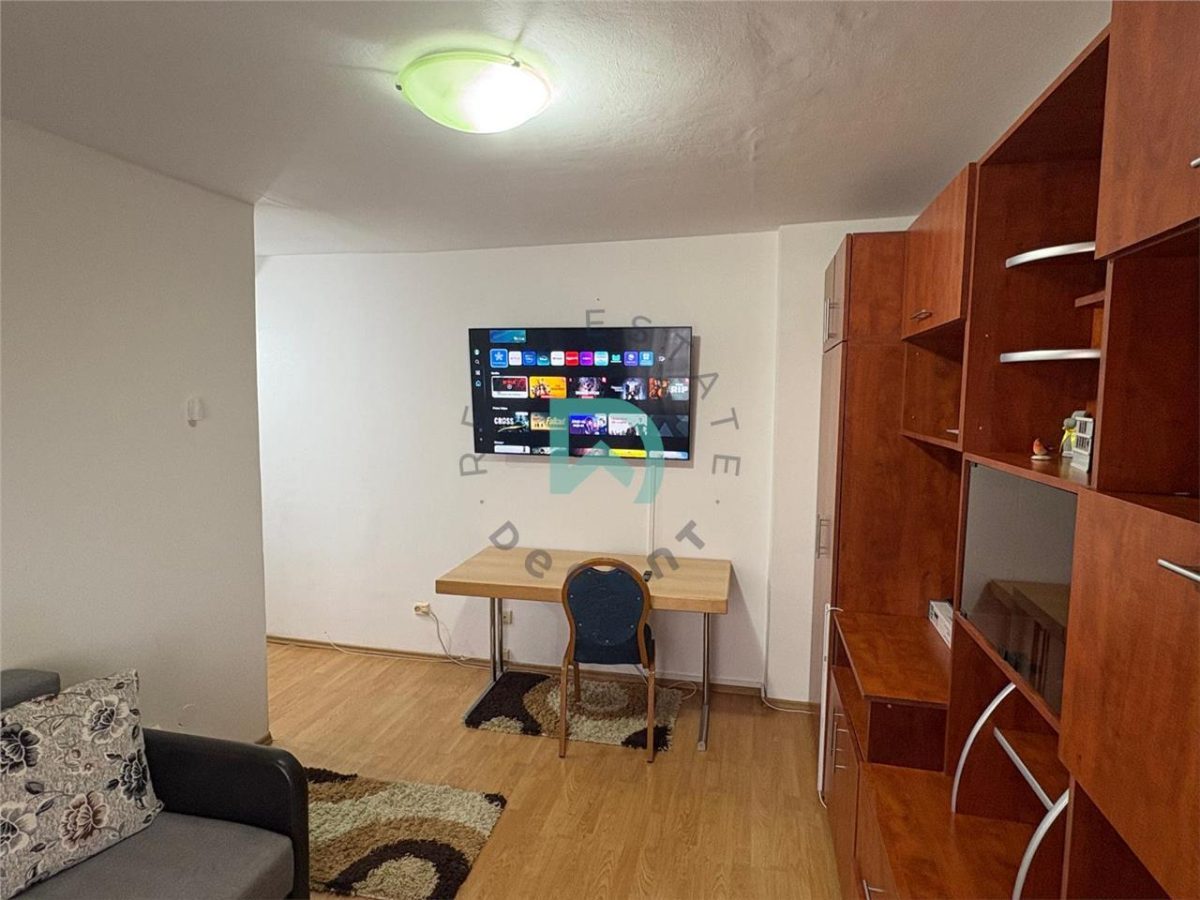 Garsoniera Grivitei, Brasov - foto 5