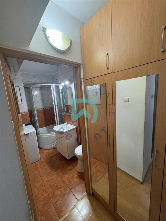 Garsoniera Grivitei, Brasov - foto 7