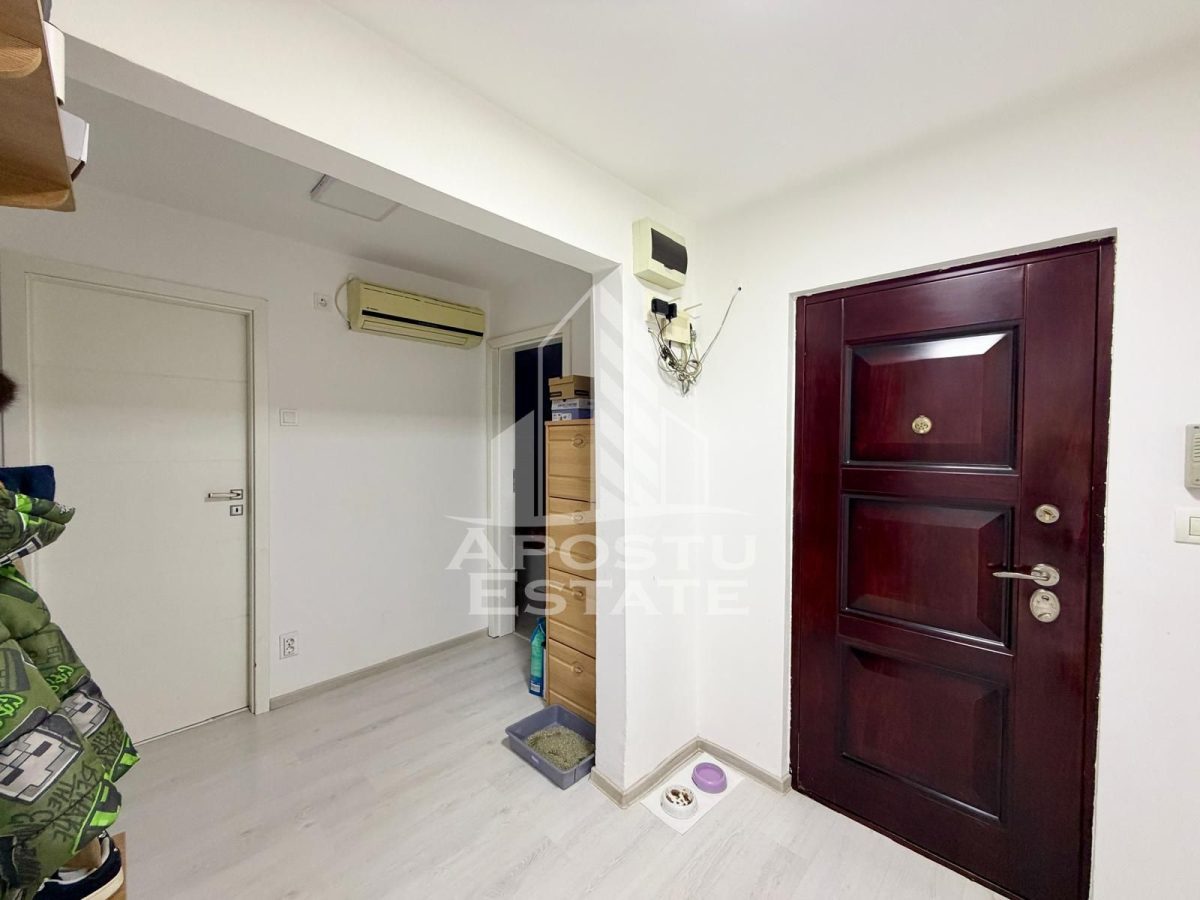 Apartament 4 camere de vanzare, boxa, Zona Lipovei, Timisoara - foto 12