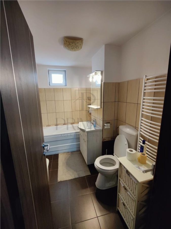 GIROCULUI | 4 CAM | DECOMANDAT | 2 BAI | 2 BALCOANE | CENTRALA | BOXA | SPATIOS - foto 7