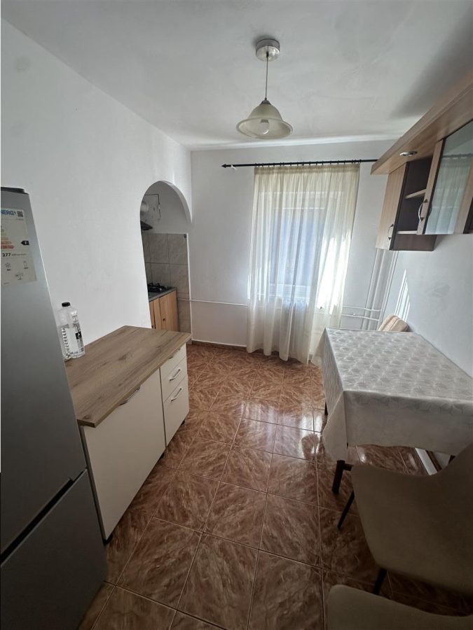 3 camere etaj intermediar Aradului langa Brd cu 2 bai - foto 11