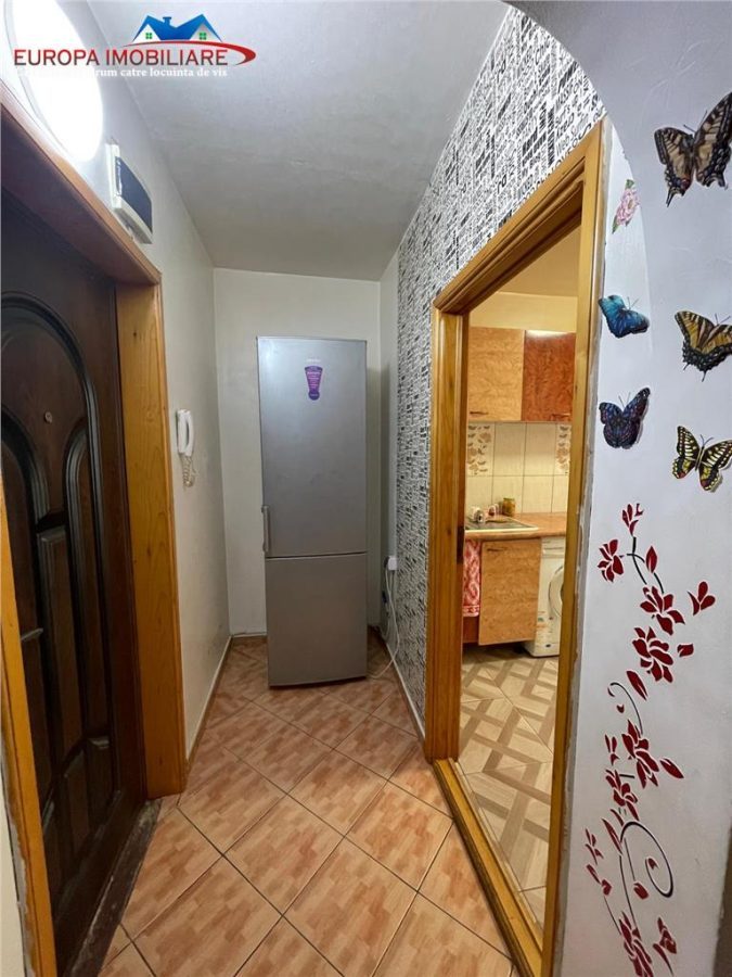 Apartament cu 2 camere de vanzare zona 23 August Tulcea - foto 8