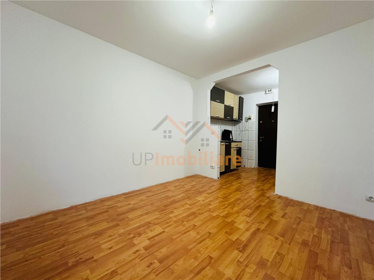 GARSONIERA, ZONA ROGERIUS, STRADA FLAMARION - 