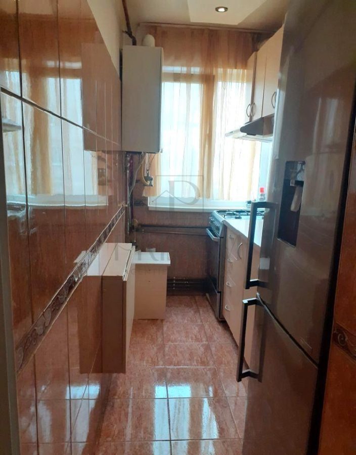 DACIA - ETAJ 2 - CENTRALA  PROPRIE - 4 CAMERE - CLIMA - BOXA - foto 2