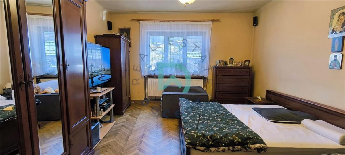 Apartament in casa   Piata Unirii Brasov - foto 9