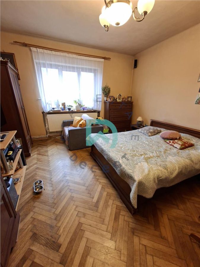 Apartament in casa   Piata Unirii Brasov - foto 10