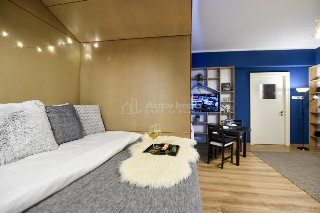 Ultracentral! Garsoniera Deosebita cu Centrala Proprie, Foarte Spatioasa - foto 5