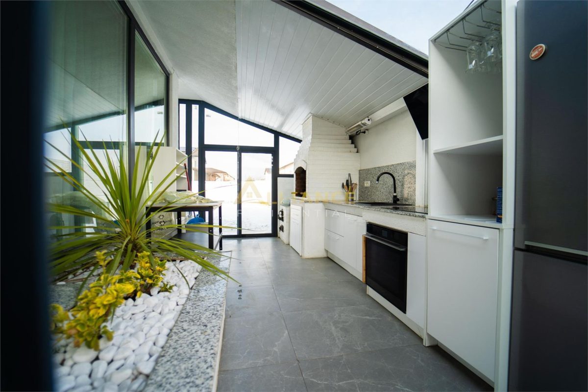 CASA MODERNA DIN VIS...E AICI! | CASA MOBILATA LUX - 270 MP | TEREN 550 MP | - foto 24