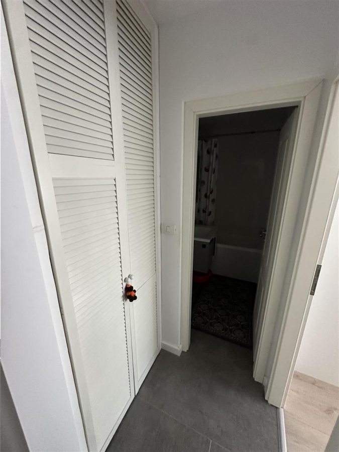 Etaj 1 bloc izolat Aradului tot nou - foto 7