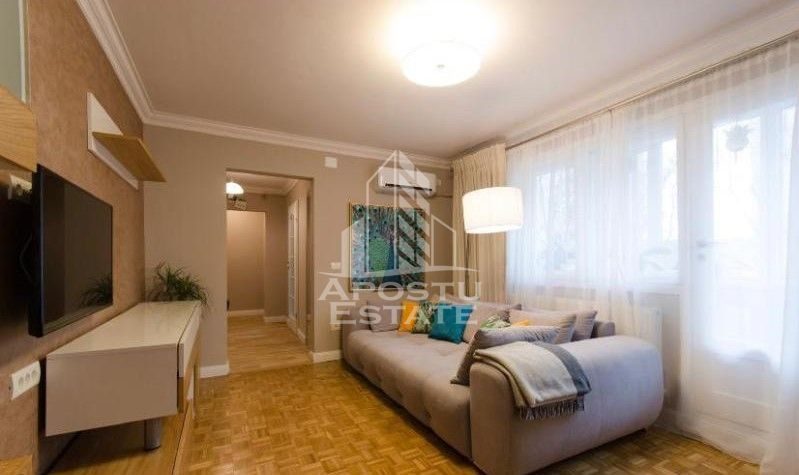 Apartament cu 3 camere, centrala proprie, zona Gheorghe Lazar - 