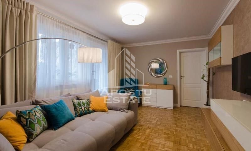 Apartament cu 3 camere, centrala proprie, zona Gheorghe Lazar - foto 2