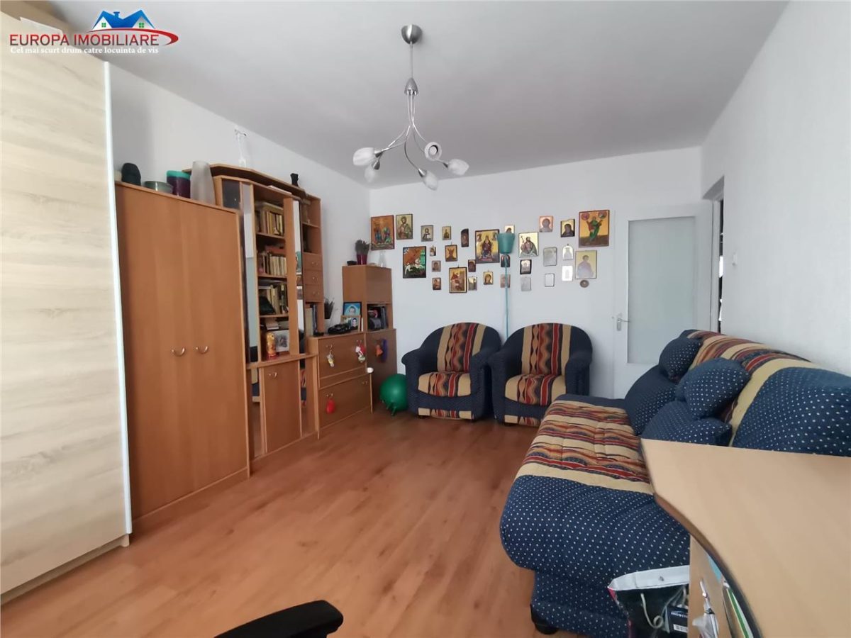 Apartament 2 camere de vanzare zona E3- Tulcea - 
