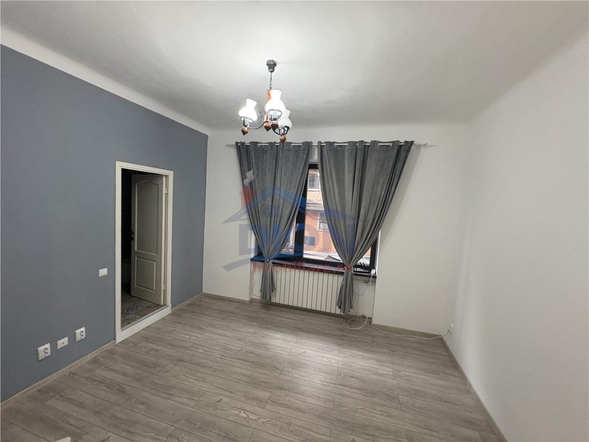 UNIVERSITATE, 3 camere, parter inalt, 61 mp, amenajat - foto 19