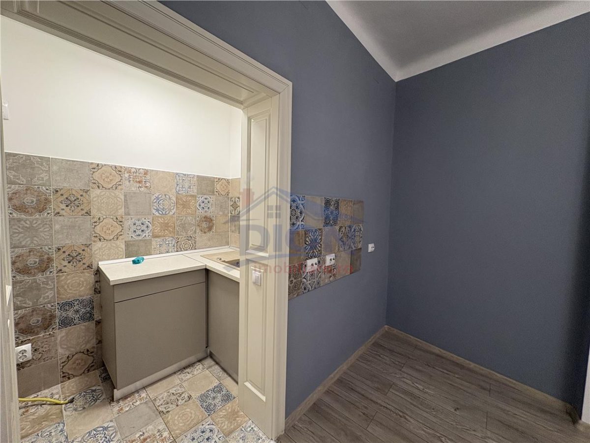 UNIVERSITATE, 3 camere, parter inalt, 61 mp, amenajat - foto 10