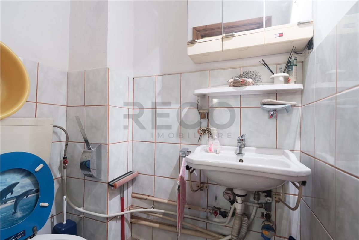 RECO, Apartament decomentat cu lift, 3 camere, Zona Rogerius, Oradea - foto 20