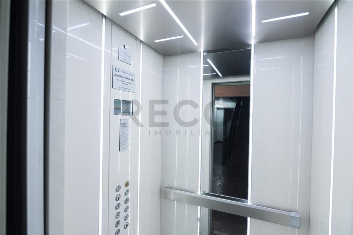 RECO, Apartament decomentat cu lift, 3 camere, Zona Rogerius, Oradea - foto 21