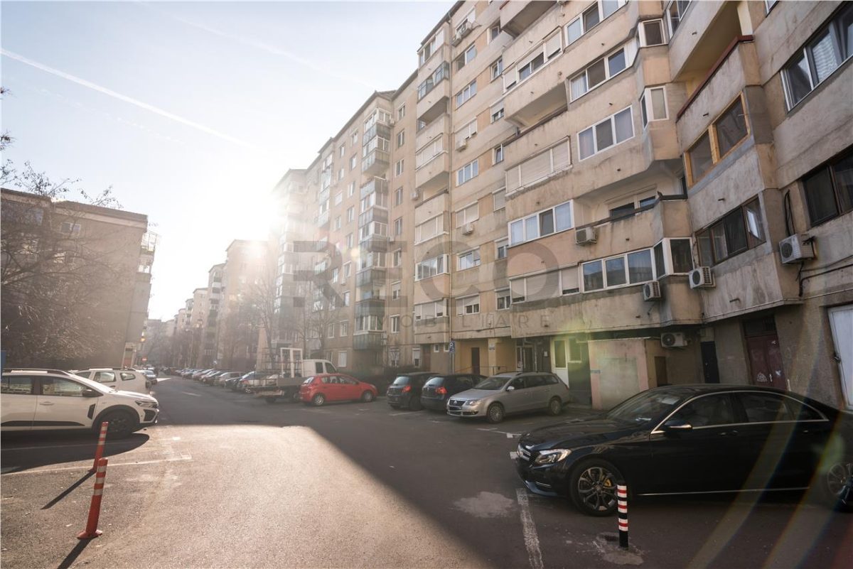 RECO, Apartament decomentat cu lift, 3 camere, Zona Rogerius, Oradea - foto 23