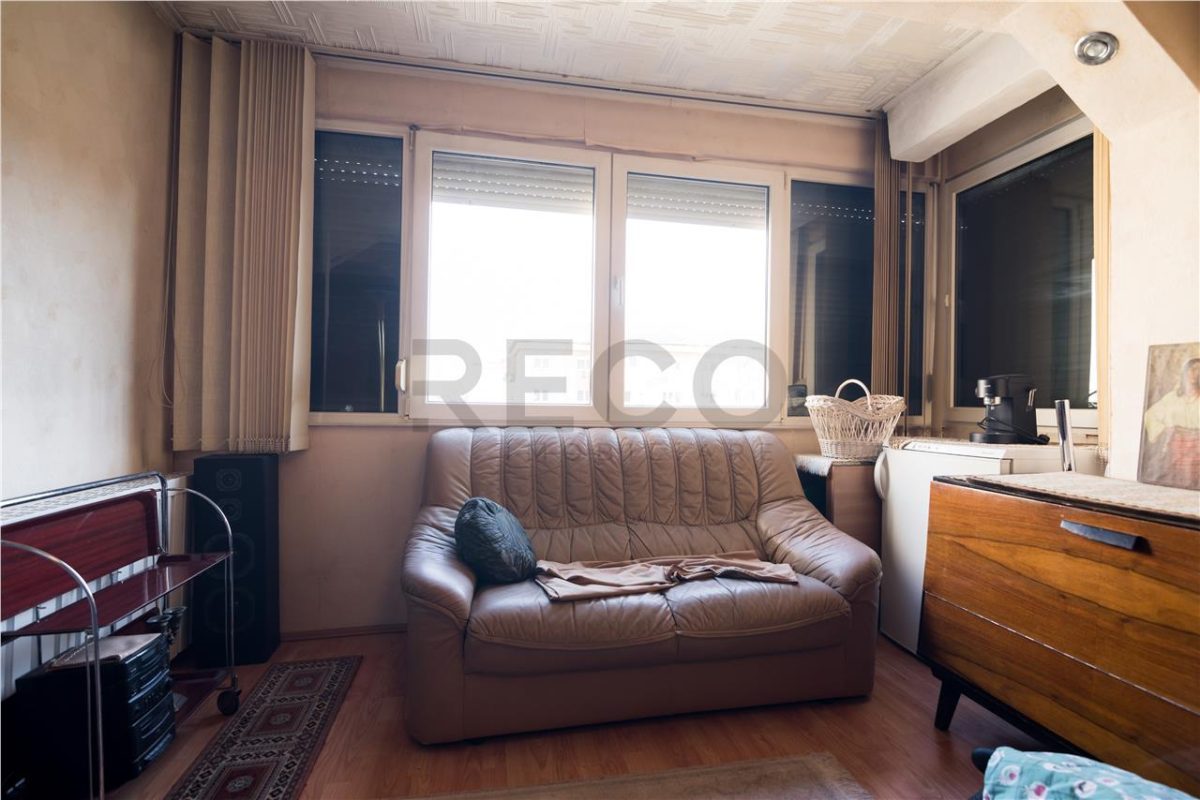 RECO, Apartament decomentat cu lift, 3 camere, Zona Rogerius, Oradea - foto 10