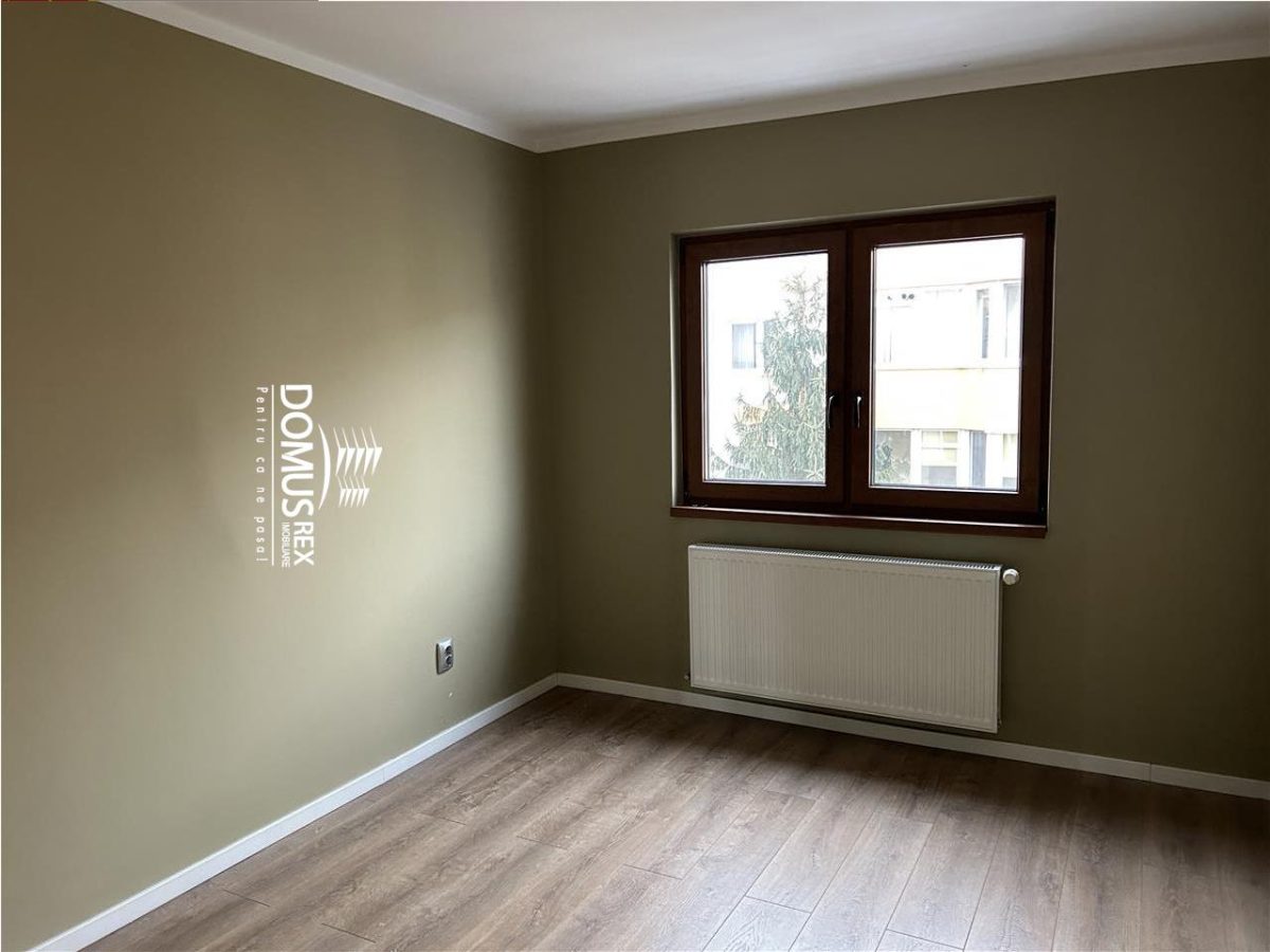 Vand ap.3cam,decomandat,2bai,renovat recent,Gheorgheni-zona Ariesului - 