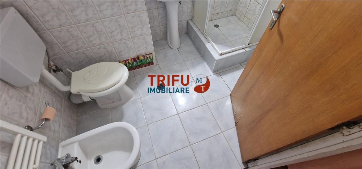 Apartament 3 camere cu scara interioara zona Centru - foto 13