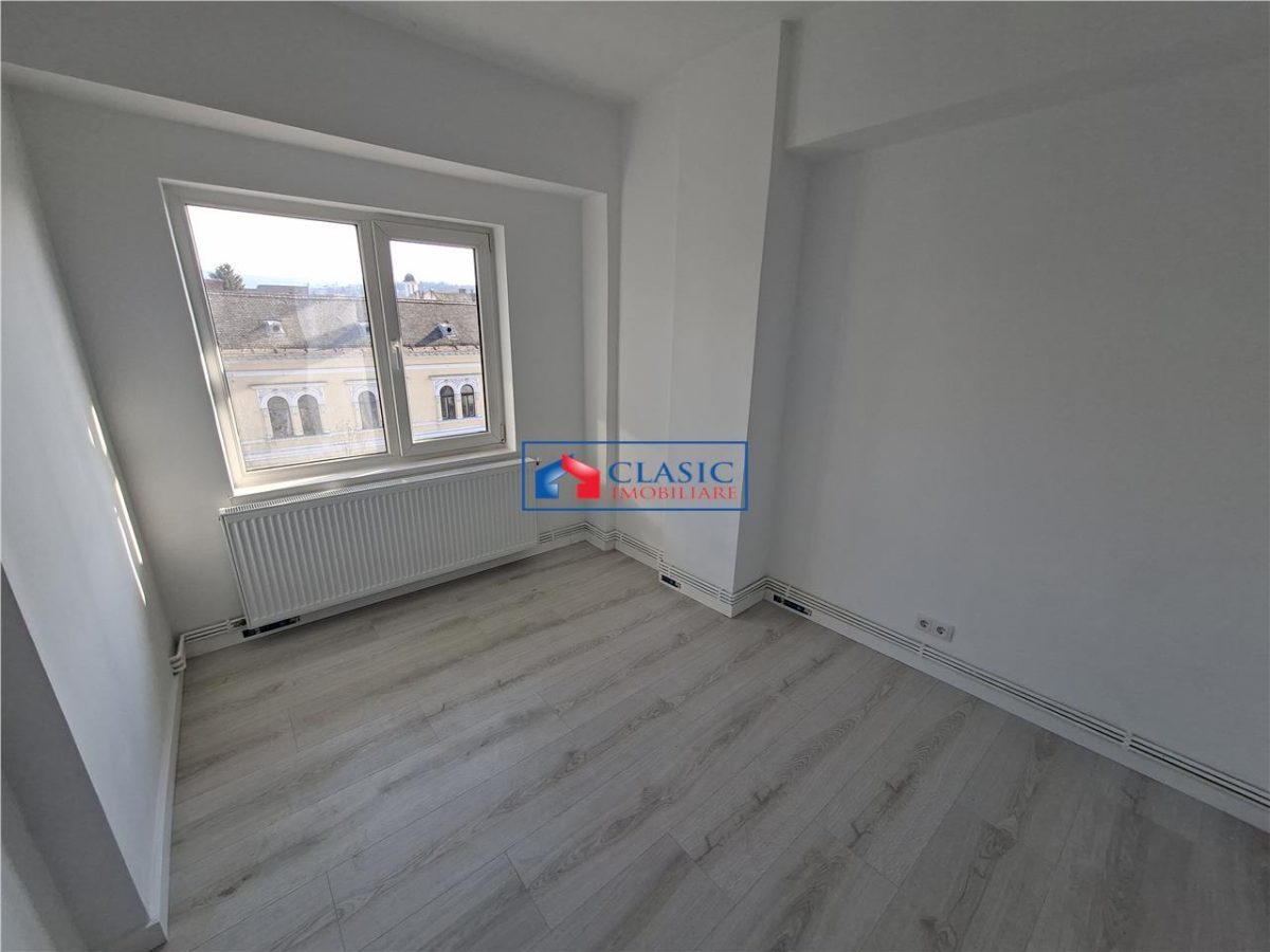 Inchiriere apartament 4 camere pentru locuit sau sediu firma, birouri Centru, Cluj-Napoca - 