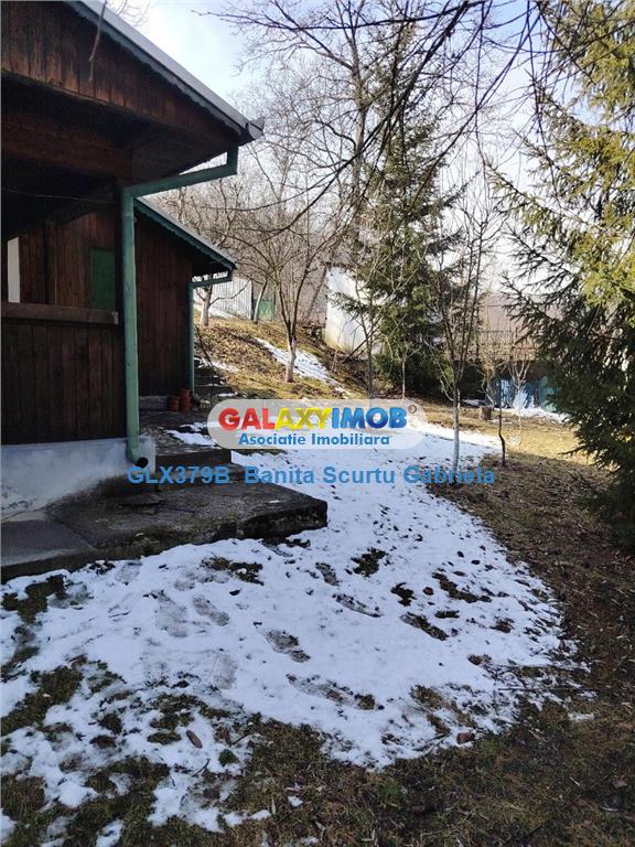 Vanzare vila  4 camere ,730 mp zona Izvoarele, jud Prahova - 