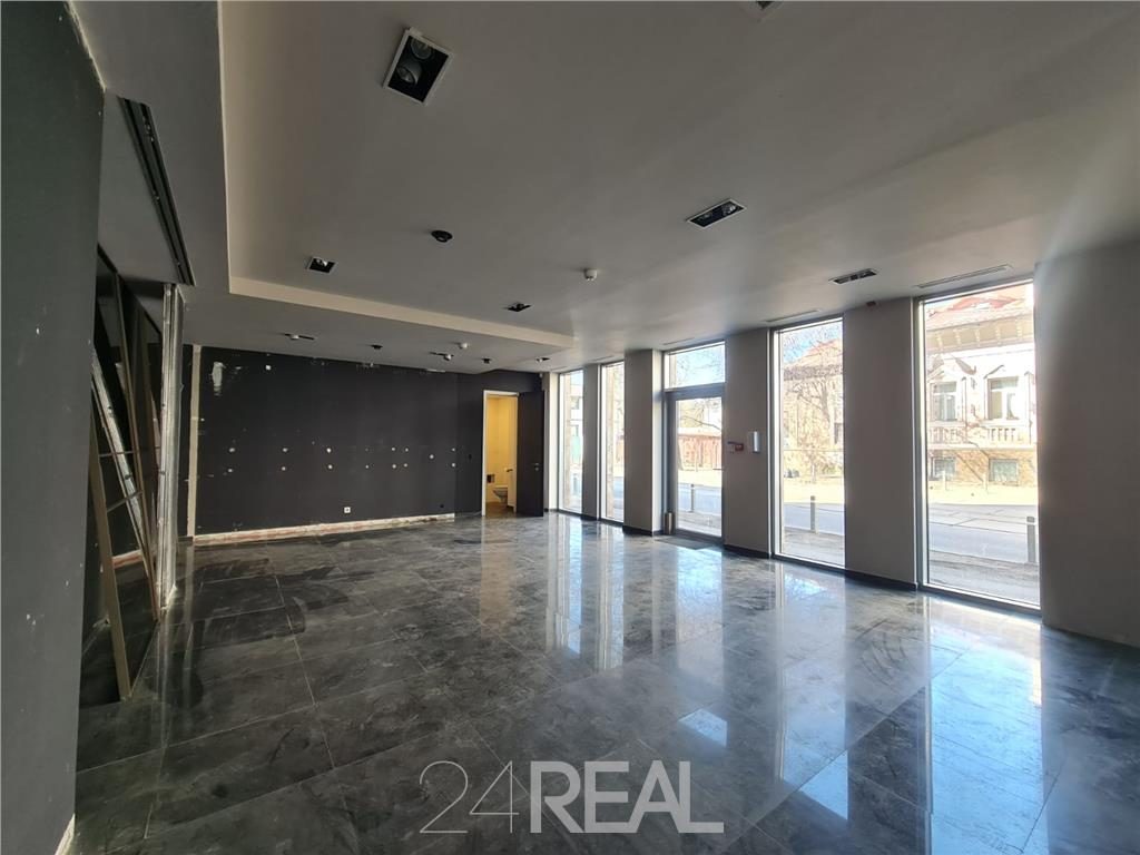 Spatiu comercial Ferdinand - loc parcare - 78 mp - utilitati incluse - 