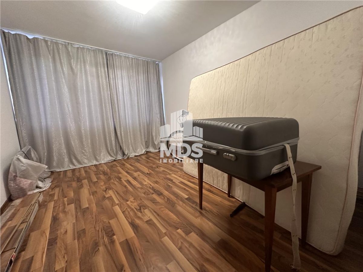 2 camere etaj 1 in bloc anvelopat - foto 7