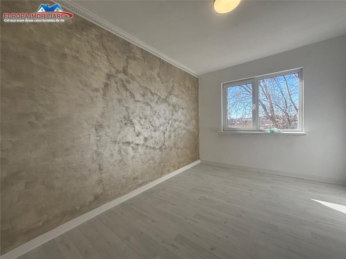 Apartament 2 camere de vanzare zona Alunisului-Tulcea - 